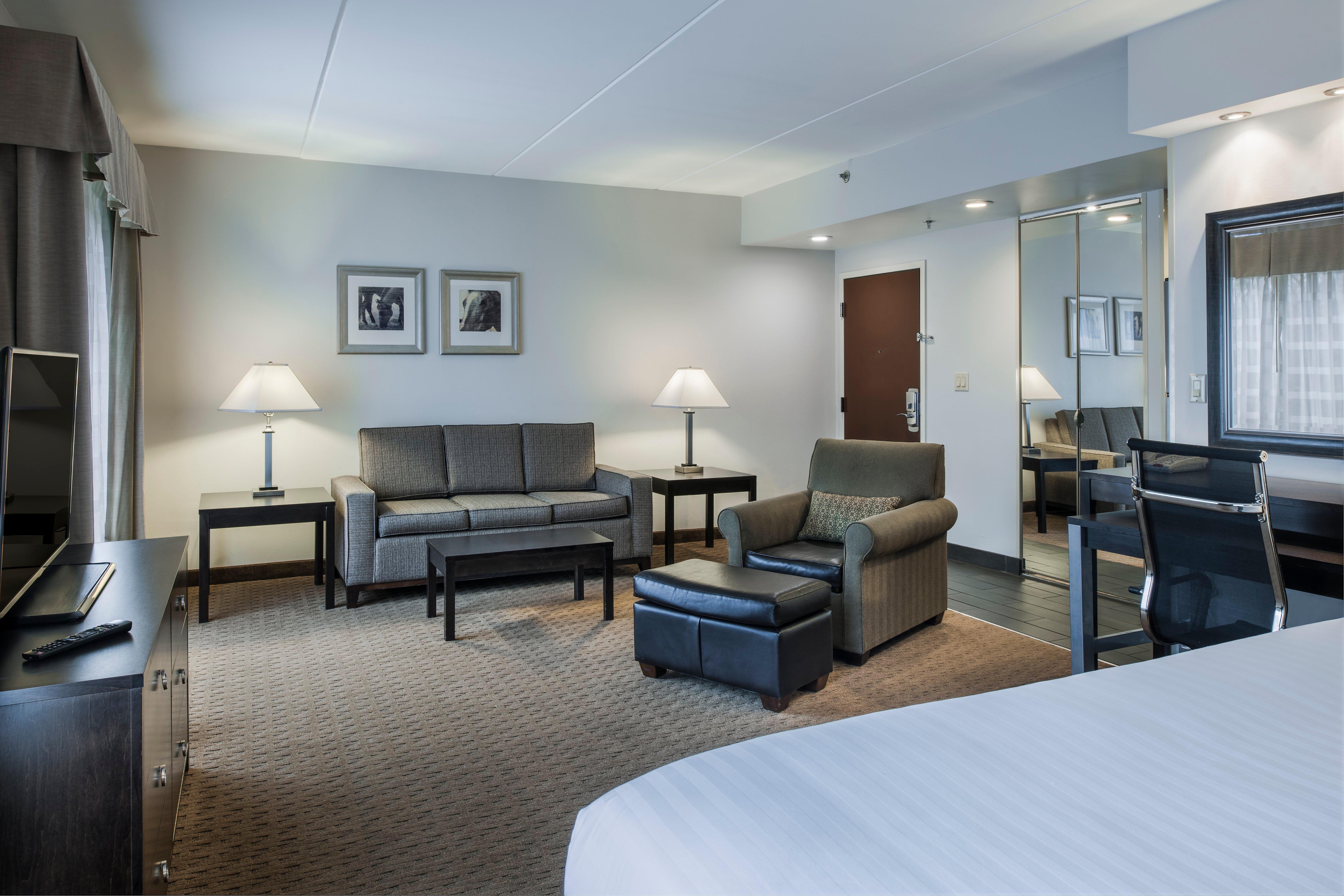 Holiday Inn Express & Suites Laurel Lakes By Ihg Exteriér fotografie